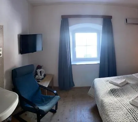 Han/Misafirhane Sonne